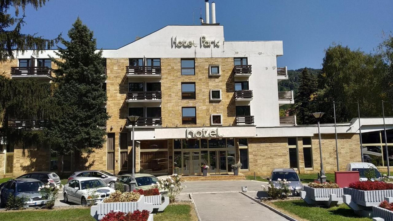 Hotel Park อิวานยิซา ภายนอก รูปภาพ